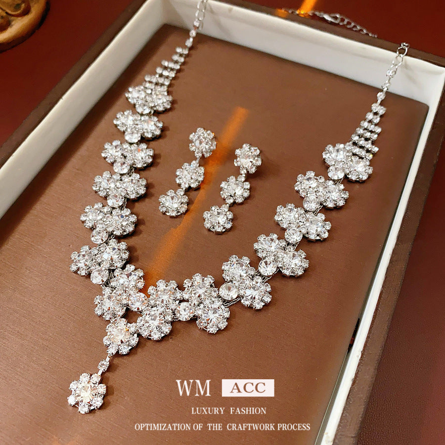 Diamond SUNFLOWER Eardrops Stud Earrings Necklace Light Luxury Fashion All-match High Sense