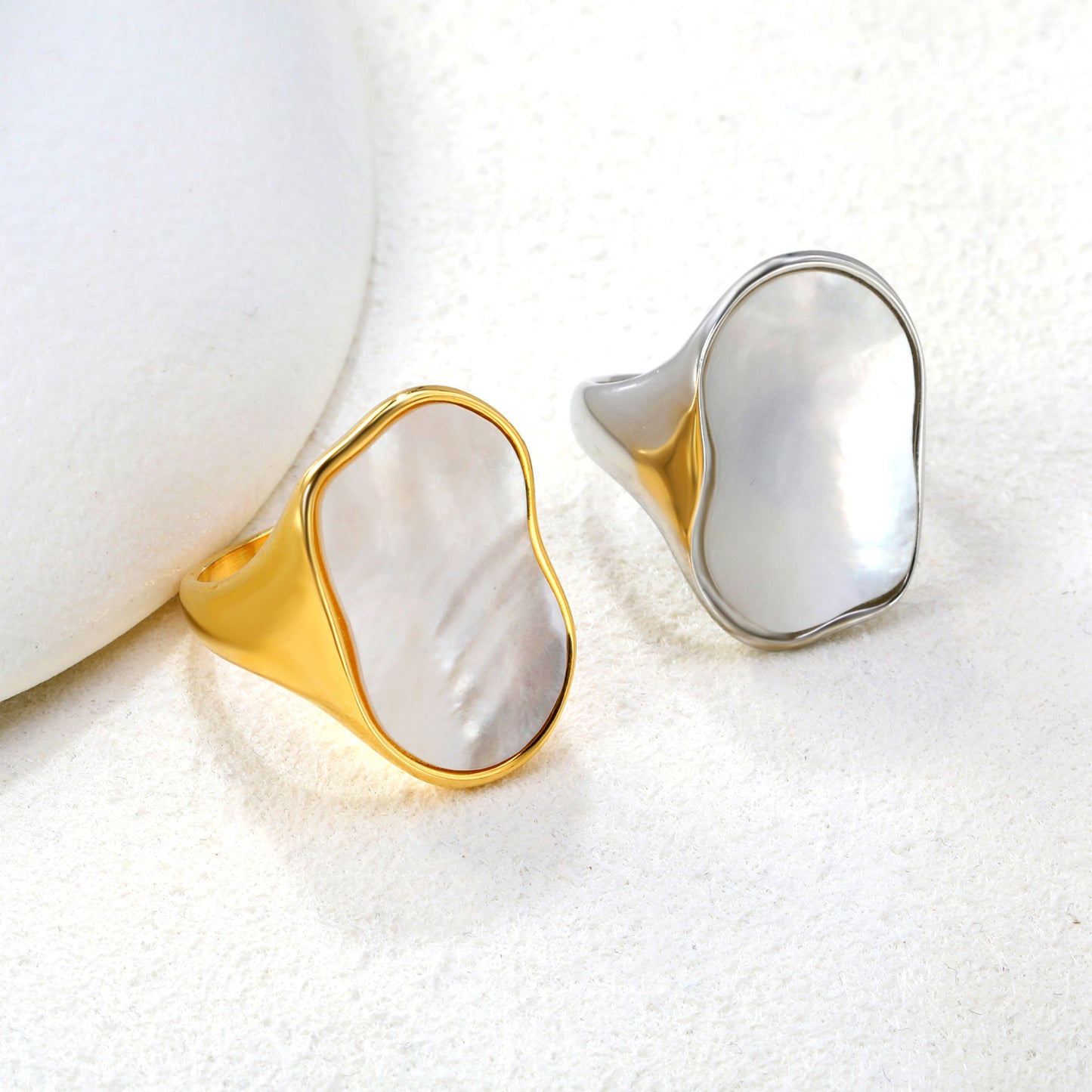 White Shell Ring Fashion Trendy Ring Design Gold Plated Ring For Women